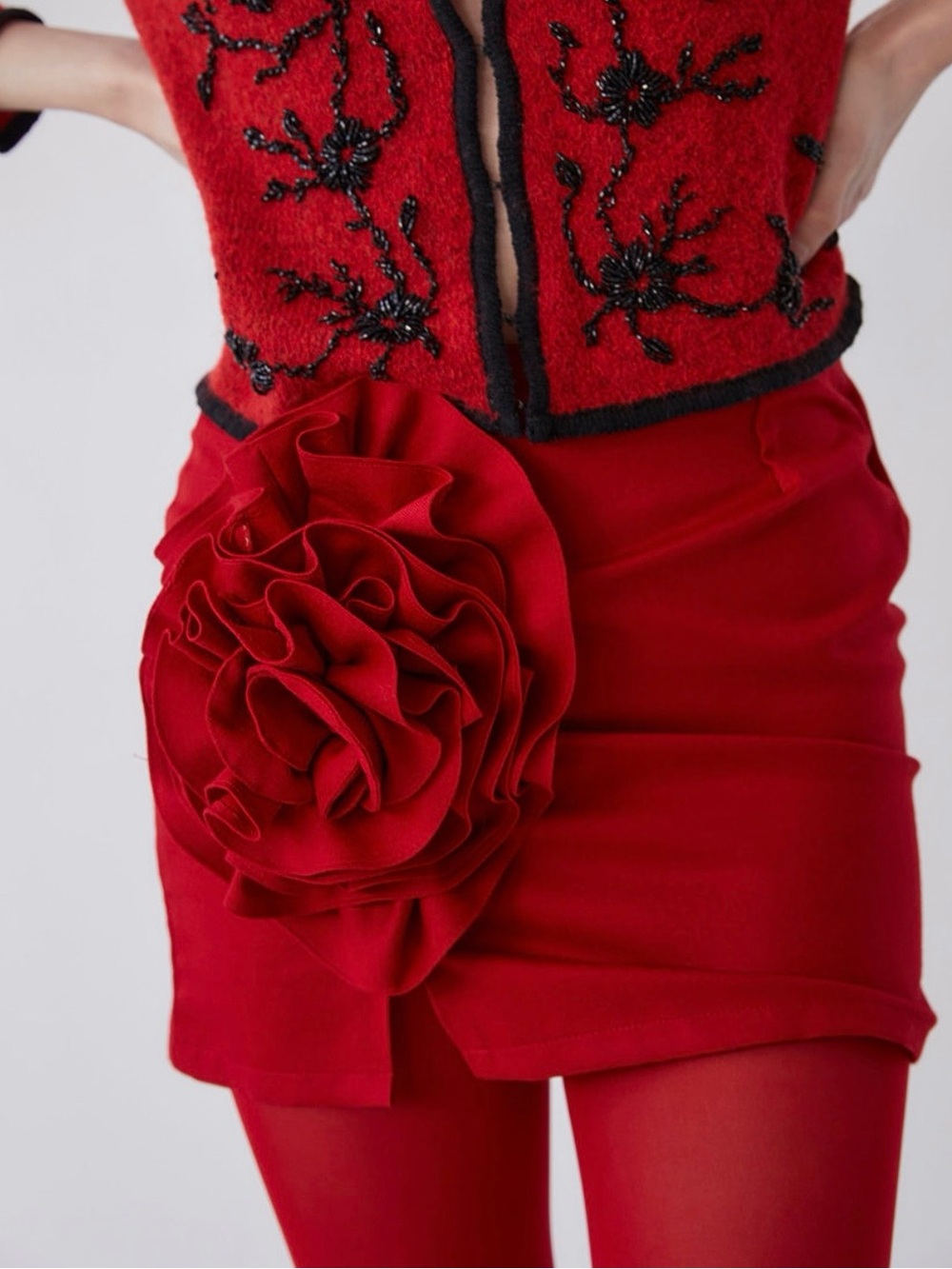 NWT Tach Clothing Fabrizia Floral Mini Skirt M Free People Wool Slit Red Fitted